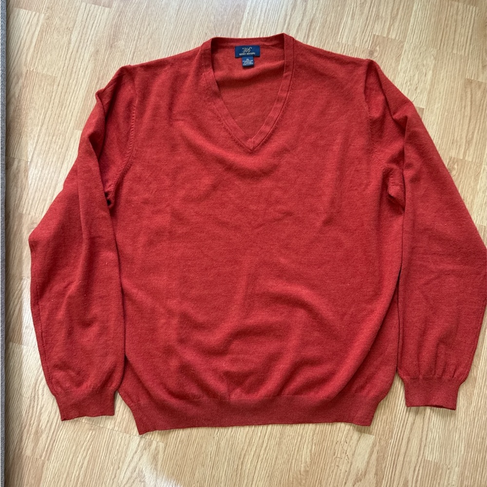 Brooks Brothers 346 XL Merino Wool V-Neck Sweater Red Orange